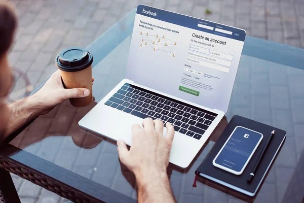 How to make Facebook page exceed 5,000 in 2025 Like? 8 practical strategies + case sharing