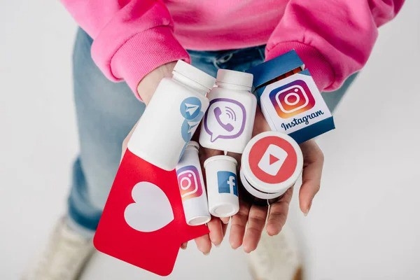 如何用 SMM 面板在 TikTok 爆红？7 个实用方法分享